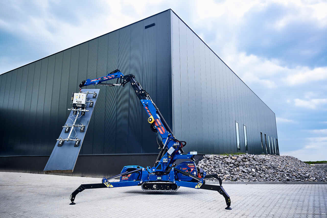 Gąsienicowy mini żuraw typu pająk BEFARD TB7002