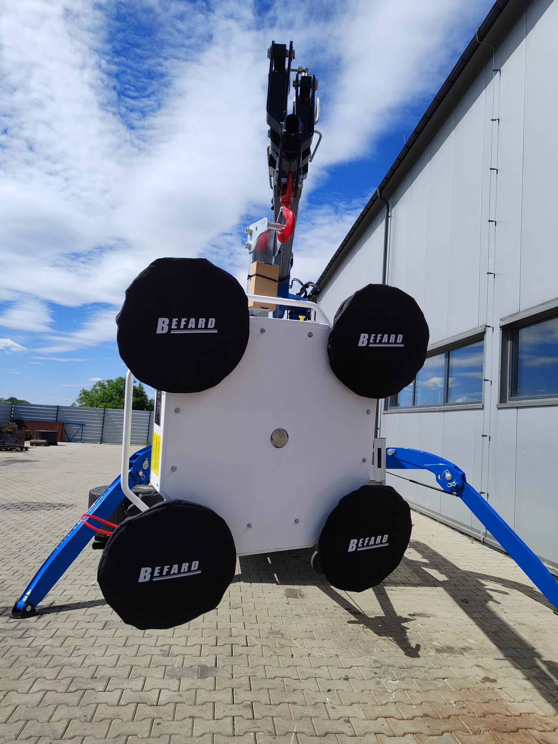 Chwytak próżniowy do szkła z 4 przyssawkami BEFARD XP