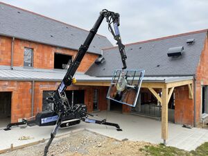 mini crane on crawler chassis radio control
