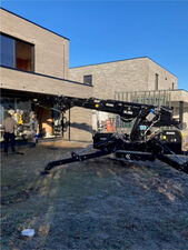 Mini crane on crawler chassis TB 7002