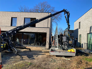Mini crane on crawler chassis radio control TB 7002