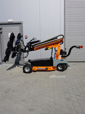assembly robot for windows and glass